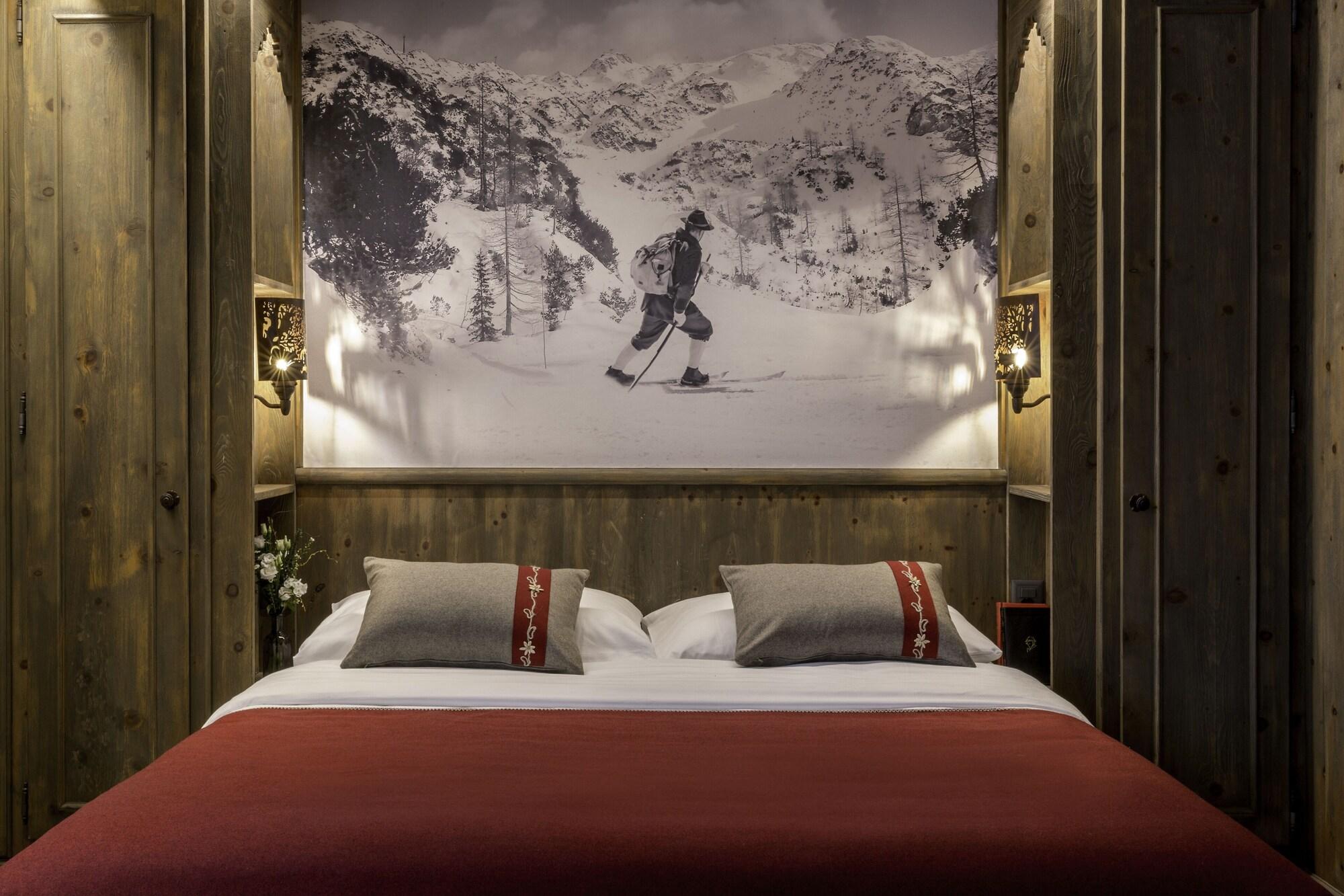 Edelweiss Manotel Geneva Bagian luar foto