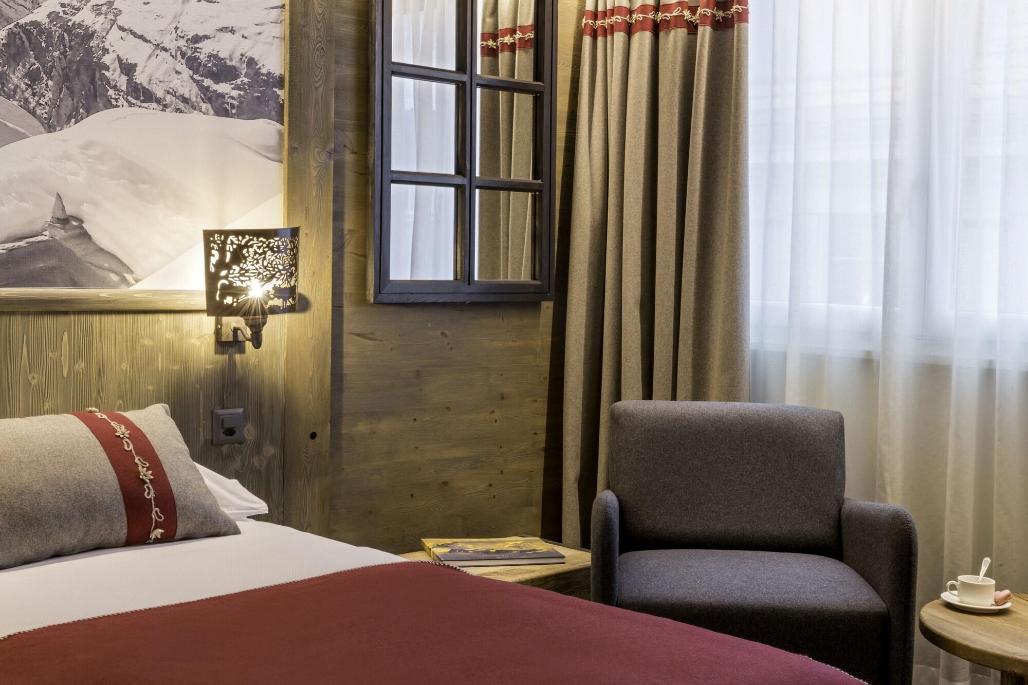 Edelweiss Manotel Geneva Bagian luar foto