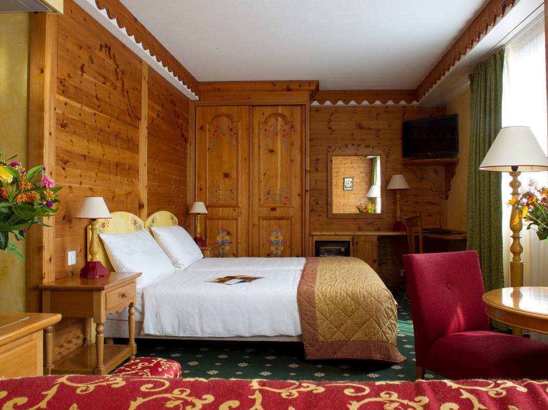Edelweiss Manotel Geneva Bagian luar foto